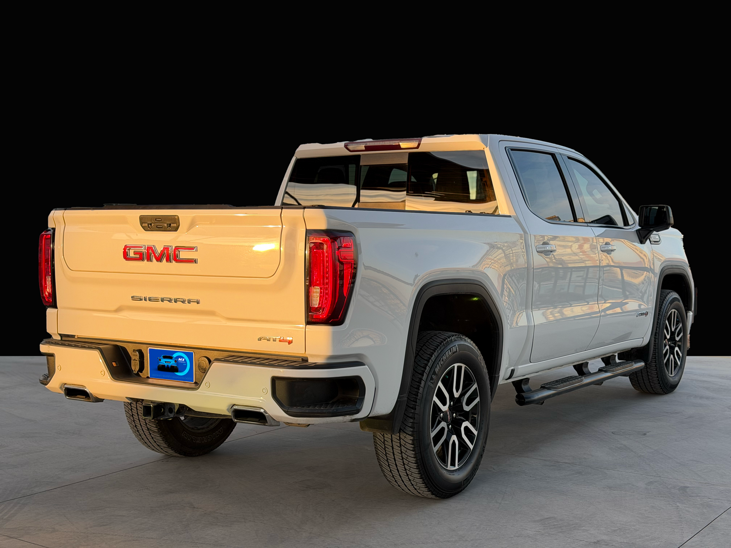 2021 GMC SIERRA AT4